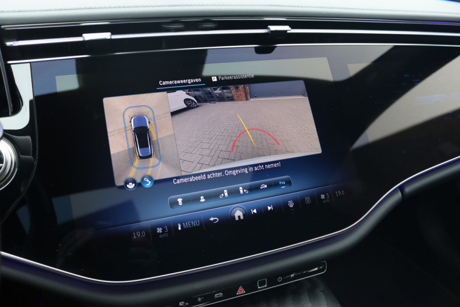 Mercedes-Benz E-Klasse Estate AMG 53 4MATIC+ Premium+ | Hyperscreen | Achterasbesturing | Distronic+ | Stoelventilatie | Trekhaak | 3D-Display | Panoramadak | Digital Light | Burmester |