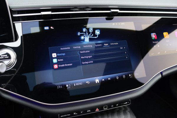 Mercedes-Benz E-Klasse Estate AMG 53 4MATIC+ Premium+ | Hyperscreen | Achterasbesturing | Distronic+ | Stoelventilatie | Trekhaak | 3D-Display | Panoramadak | Digital Light | Burmester |