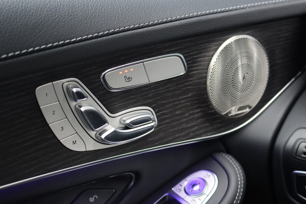 Mercedes-Benz GLC 300e 4MATIC AMG Line Premium+ | Luchtvering | Massage | Panoramadak | Trekhaak | Distronic+ | Stoelverwarming V+A | Memory | Surround Camera | Burmester | Augmented Reality |