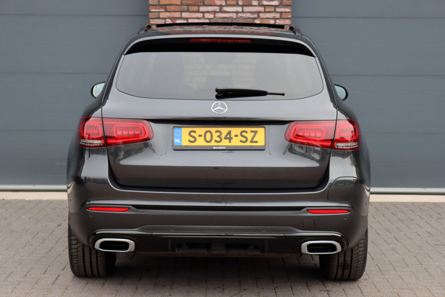 Mercedes-Benz GLC 300e 4MATIC AMG Line Premium+ | Luchtvering | Massage | Panoramadak | Trekhaak | Distronic+ | Stoelverwarming V+A | Memory | Surround Camera | Burmester | Augmented Reality |