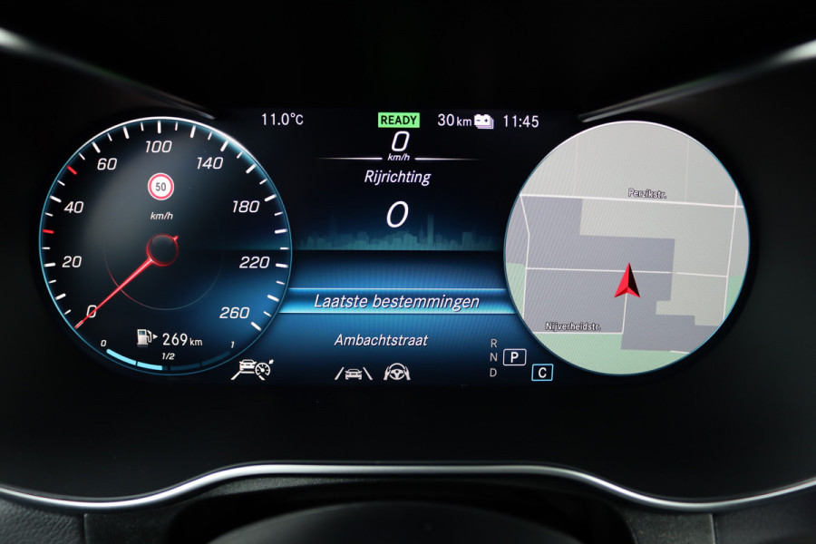 Mercedes-Benz GLC 300e 4MATIC AMG Line Premium+ | Luchtvering | Massage | Panoramadak | Trekhaak | Distronic+ | Stoelverwarming V+A | Memory | Surround Camera | Burmester | Augmented Reality |