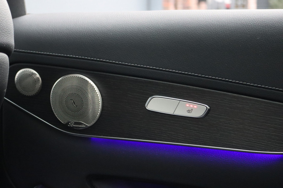 Mercedes-Benz GLC 300e 4MATIC AMG Line Premium+ | Luchtvering | Massage | Panoramadak | Trekhaak | Distronic+ | Stoelverwarming V+A | Memory | Surround Camera | Burmester | Augmented Reality |