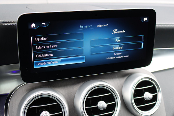 Mercedes-Benz GLC 300e 4MATIC AMG Line Premium+ | Luchtvering | Massage | Panoramadak | Trekhaak | Distronic+ | Stoelverwarming V+A | Memory | Surround Camera | Burmester | Augmented Reality |