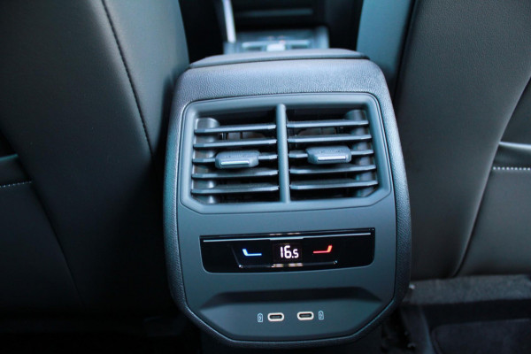 CUPRA Leon 1.4 e-Hybrid VZ Black Edition