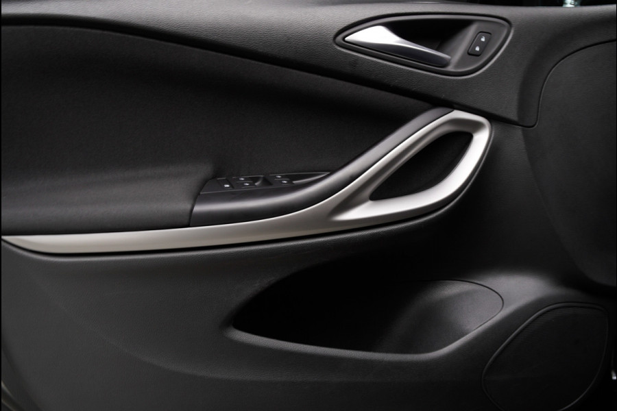 Opel Astra Sports Tourer 1.4 Navi Stoel- & stuurverw. Airco Carplay PDC Cruise LM velgen BTW auto