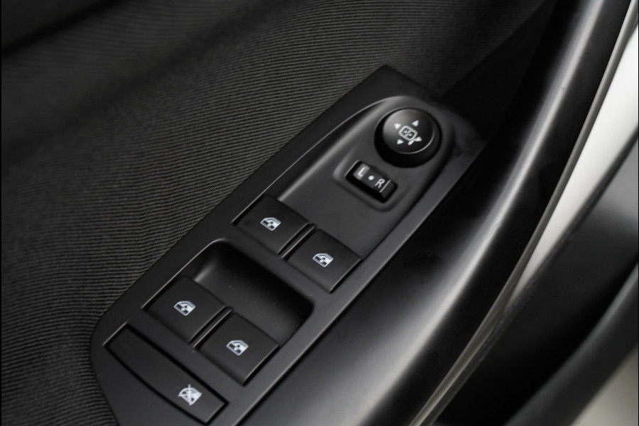 Opel Astra Sports Tourer 1.4 Navi Stoel- & stuurverw. Airco Carplay PDC Cruise LM velgen BTW auto