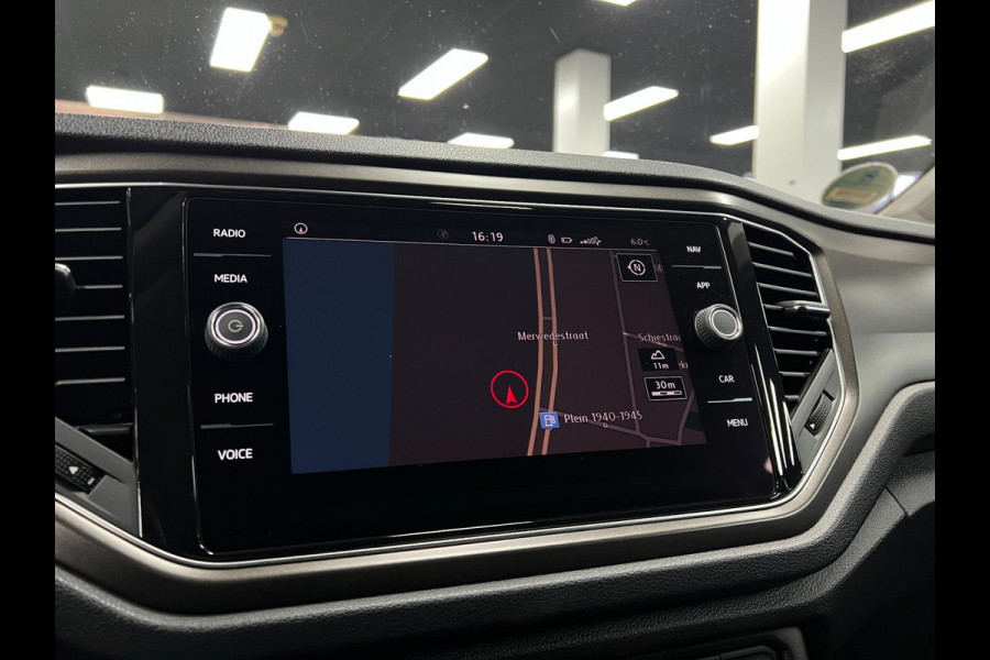 Volkswagen T-Roc 1.5 TSI Elek.koffer | Carplay | PDC | ACC |