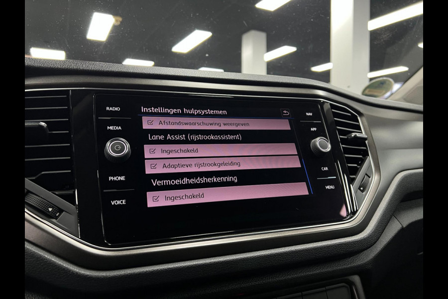 Volkswagen T-Roc 1.5 TSI Elek.koffer | Carplay | PDC | ACC |