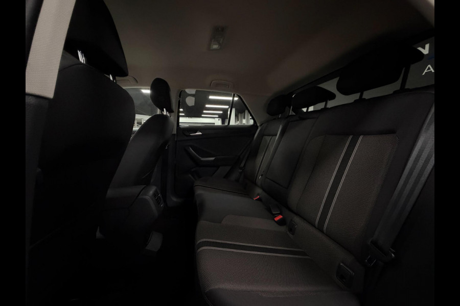 Volkswagen T-Roc 1.5 TSI Elek.koffer | Carplay | PDC | ACC |