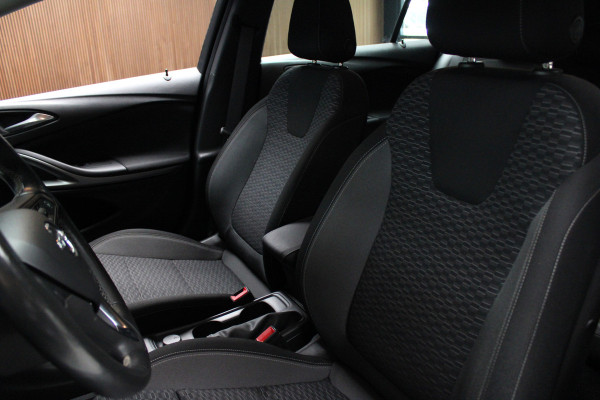 Opel Astra Sports Tourer 1.4 Aut Navi Stoel- & stuurverw. Airco Carplay PDC Cruise BTW auto