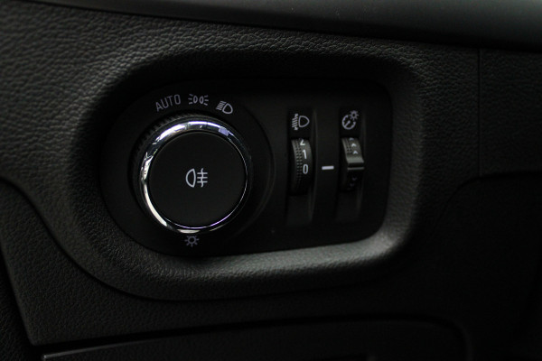 Opel Astra Sports Tourer 1.4 Aut Navi Stoel- & stuurverw. Airco Carplay PDC Cruise BTW auto