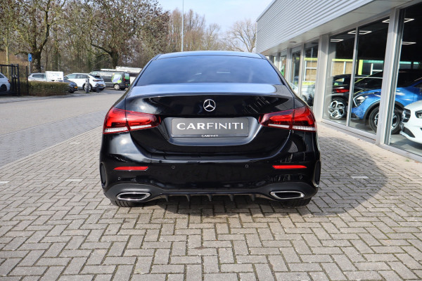 Mercedes-Benz A-Klasse 250 e Business Limousine AMG Limited 218 Pk / Navi / Widescreen / Sfeerverlichting / Full Led / Cruise.