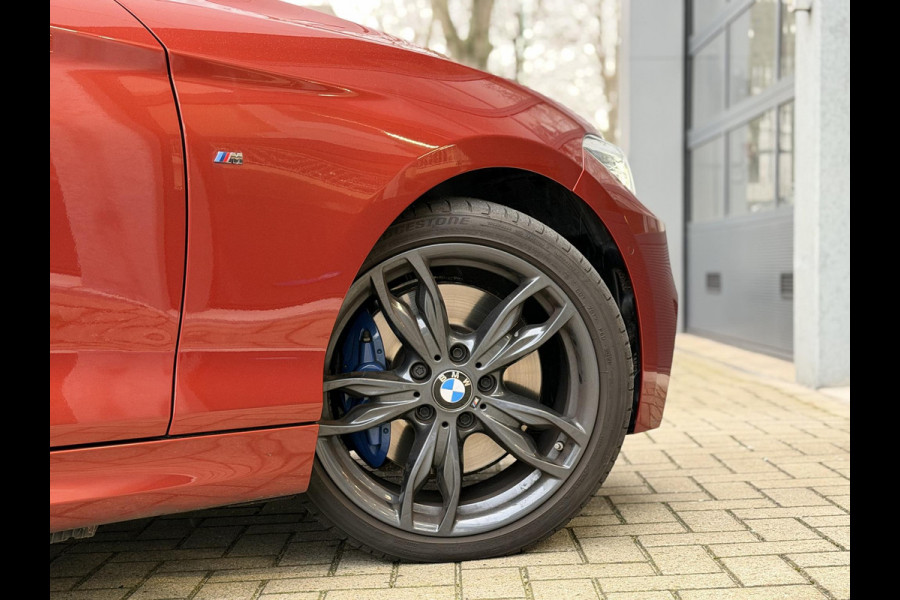 BMW 2 Serie Cabrio M240i High Ex. M-Sport Plus |Full Option|Orgineel NL|Dealer onderhouden