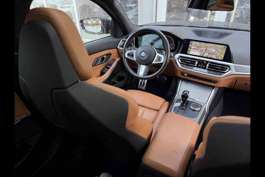 BMW 3-serie 330e High Ex. M-Sport Plus |Schuif/kantel dak|M-Seats|Memory|19"|HiFi
