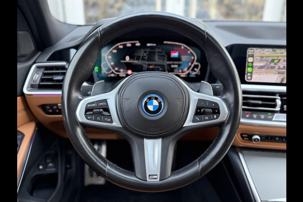 BMW 3-serie 330e High Ex. M-Sport Plus |Schuif/kantel dak|M-Seats|Memory|19"|HiFi
