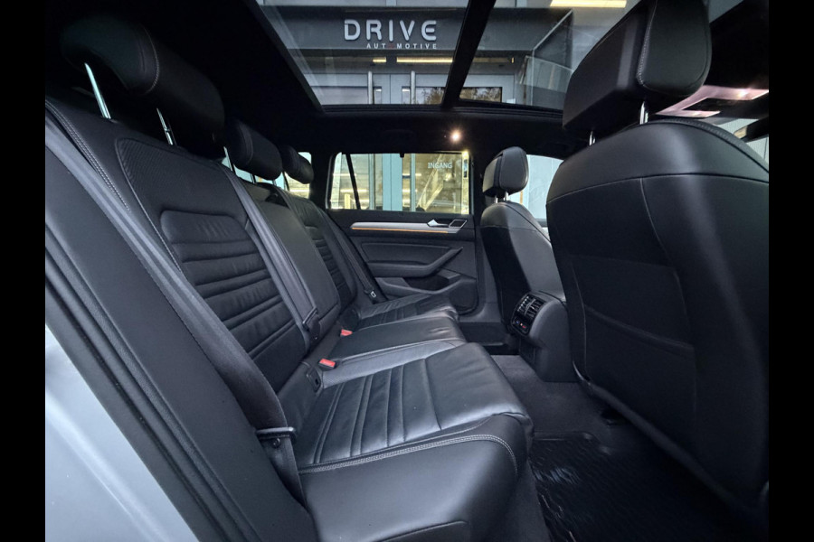 Volkswagen Passat Variant 1.5 TSI Highline Business R |Pano|Leer|360 Cam|Ad.Cruise|Sfeer
