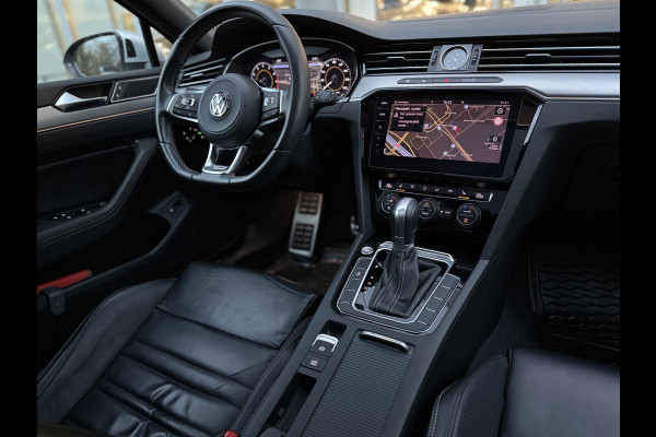 Volkswagen Passat Variant 1.5 TSI Highline Business R |Pano|Leer|360 Cam|Ad.Cruise|Sfeer