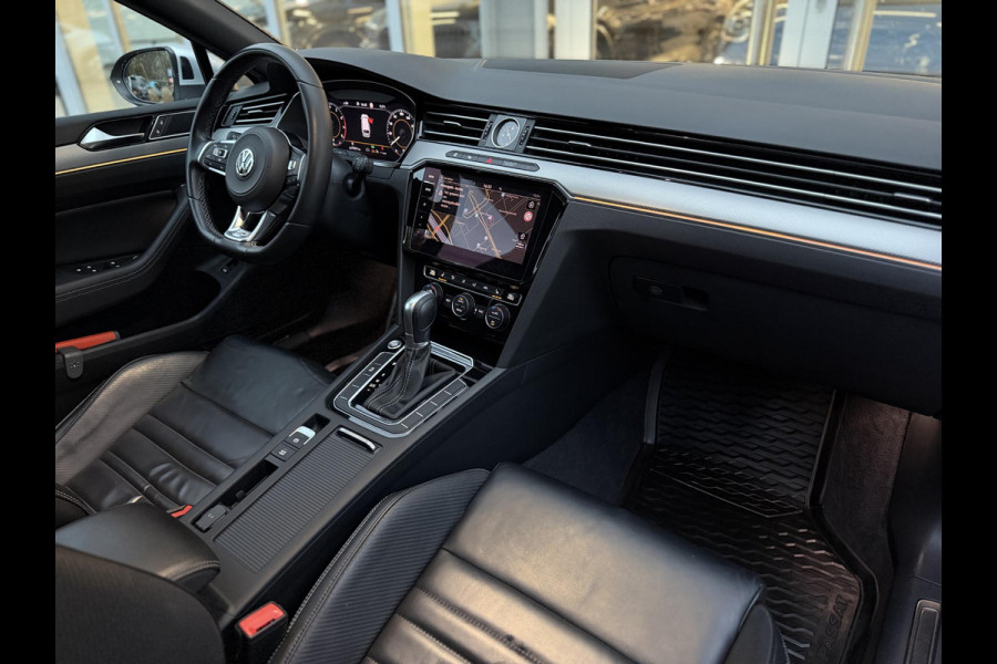 Volkswagen Passat Variant 1.5 TSI Highline Business R |Pano|Leer|360 Cam|Ad.Cruise|Sfeer