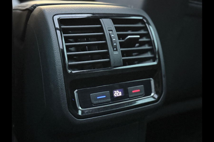 Volkswagen Passat Variant 1.5 TSI Highline Business R |Pano|Leer|360 Cam|Ad.Cruise|Sfeer