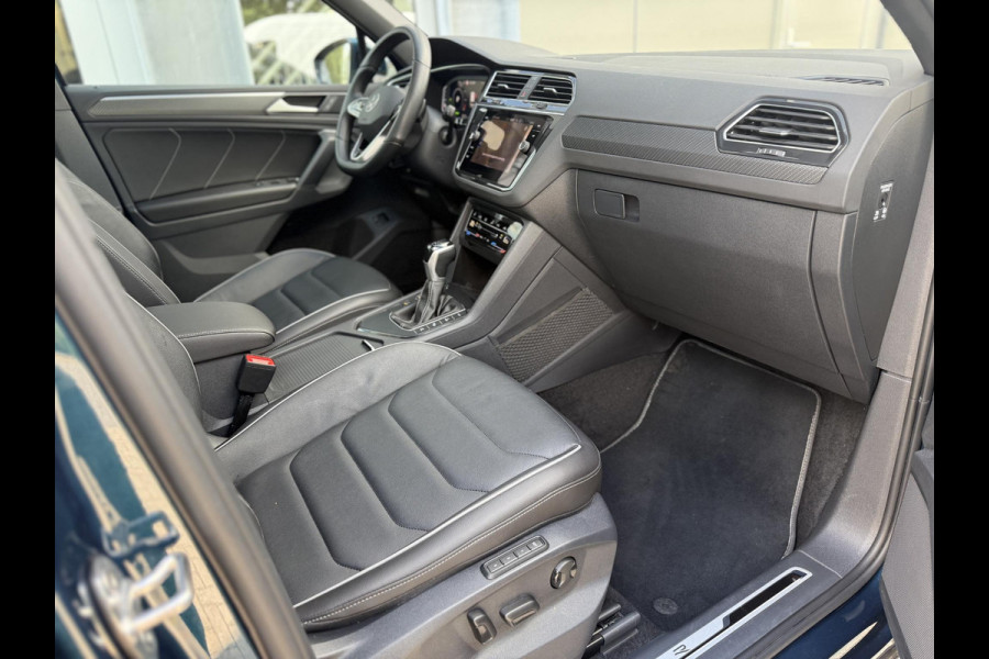Volkswagen Tiguan 1.4 TSI eHybrid R-Line Business+ SOH94%|Pano|Leer|Memory|360Cam|Trekhaak|Winter/Zomer banden