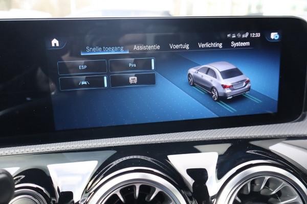 Mercedes-Benz A-Klasse 250 e Business Limousine AMG Limited 218 Pk / Navi / Widescreen / Sfeerverlichting / Full Led / Cruise.