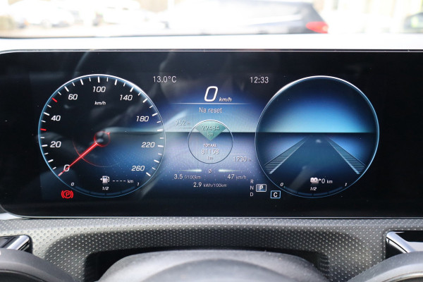 Mercedes-Benz A-Klasse 250 e Business Limousine AMG Limited 218 Pk / Navi / Widescreen / Sfeerverlichting / Full Led / Cruise.