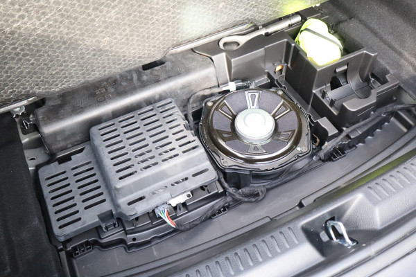 Mercedes-Benz A-Klasse 250 e Business Limousine AMG Limited 218 Pk / Navi / Widescreen / Sfeerverlichting / Full Led / Cruise.