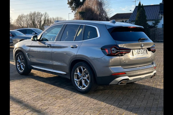 BMW X3 xDrive30e ** LASER, LEDER, PANORAMA, TREKH, HuD, H&K SOUND, 19-inch LMV ** 1e EIG - Slechts 18.600km. ** ** INFORMEER OOK NAAR ONZE AANTREKKELIJKE FINANCIAL-LEASE TARIEVEN **