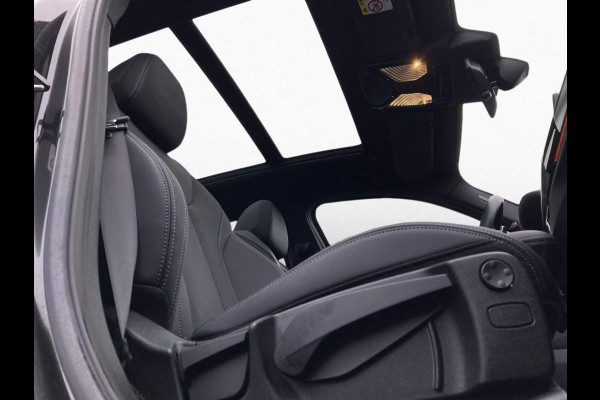 BMW X3 xDrive30e ** LASER, LEDER, PANORAMA, TREKH, HuD, AKOUSTIC GLAS, 20-inch LMV ** 1e EIG - UNFALLFREI ** ** INFORMEER OOK NAAR ONZE AANTREKKELIJKE FINANCIAL-LEASE TARIEVEN **