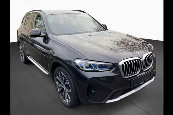 BMW X3 xDrive30e ** LASER, LEDER, PANORAMA, TREKH, HuD, AKOUSTIC GLAS, 20-inch LMV ** 1e EIG - UNFALLFREI ** ** INFORMEER OOK NAAR ONZE AANTREKKELIJKE FINANCIAL-LEASE TARIEVEN **