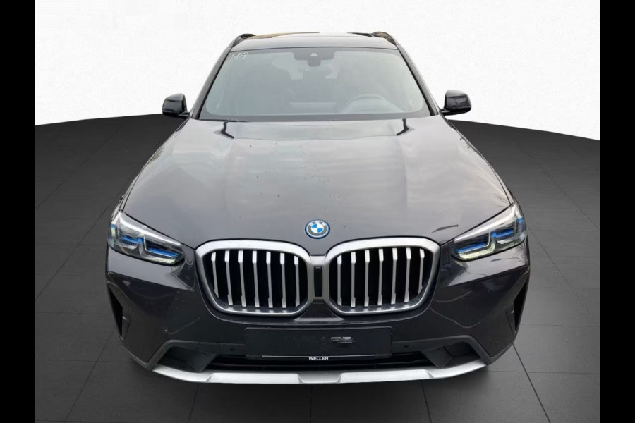 BMW X3 xDrive30e ** LASER, LEDER, PANORAMA, TREKH, HuD, AKOUSTIC GLAS, 20-inch LMV ** 1e EIG - UNFALLFREI ** ** INFORMEER OOK NAAR ONZE AANTREKKELIJKE FINANCIAL-LEASE TARIEVEN **