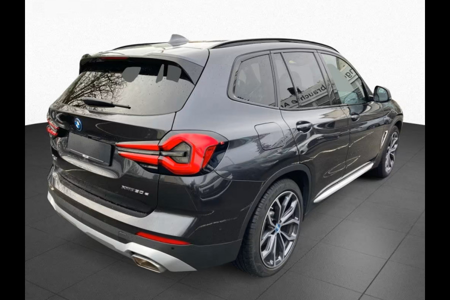 BMW X3 xDrive30e ** LASER, LEDER, PANORAMA, TREKH, HuD, AKOUSTIC GLAS, 20-inch LMV ** 1e EIG - UNFALLFREI ** ** INFORMEER OOK NAAR ONZE AANTREKKELIJKE FINANCIAL-LEASE TARIEVEN **