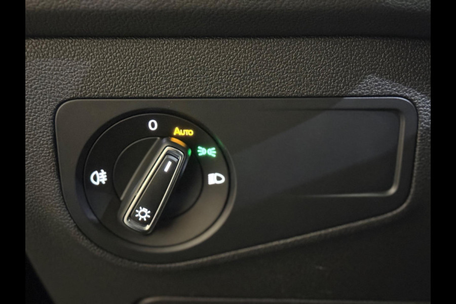 Volkswagen Tiguan 1.5 TSI Life Business | Camera | Stoel-/stuurverwarming | CarPlay | Massage | DAB