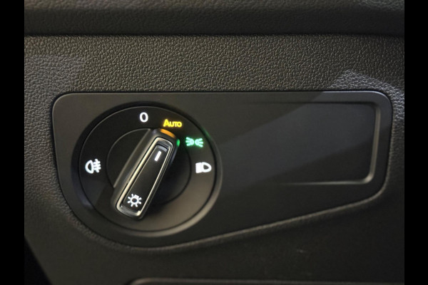 Volkswagen Tiguan 1.5 TSI Life Business | Camera | Stoel-/stuurverwarming | CarPlay | Massage | DAB