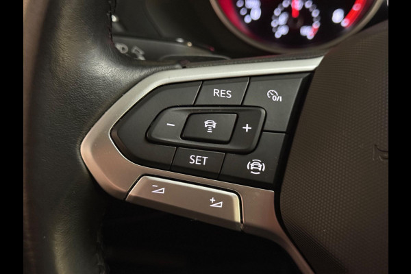 Volkswagen Tiguan 1.5 TSI Life Business | Camera | Stoel-/stuurverwarming | CarPlay | Massage | DAB