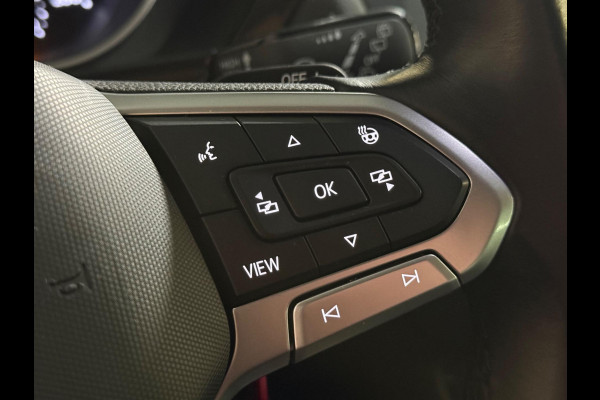 Volkswagen Tiguan 1.5 TSI Life Business | Camera | Stoel-/stuurverwarming | CarPlay | Massage | DAB