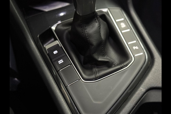 Volkswagen Tiguan 1.5 TSI Life Business | Camera | Stoel-/stuurverwarming | CarPlay | Massage | DAB