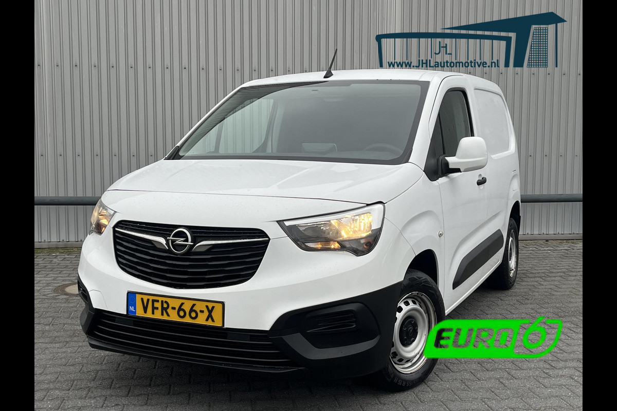 Opel Combo 1.2 Turbo L1H1*NAVI*CRUISE*HAAK*A/C*CARPLAY*