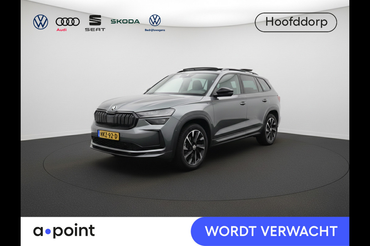 Škoda Kodiaq 1.5 TSI PHEV Sportline Business 204 pk Automaat (DSG) | Verlengde garantie | Navigatie | Panoramadak | Trekhaak (wegklapbaar) | Parkeersensoren | Achteruitrijcamera | Stoelverwarming v/a |