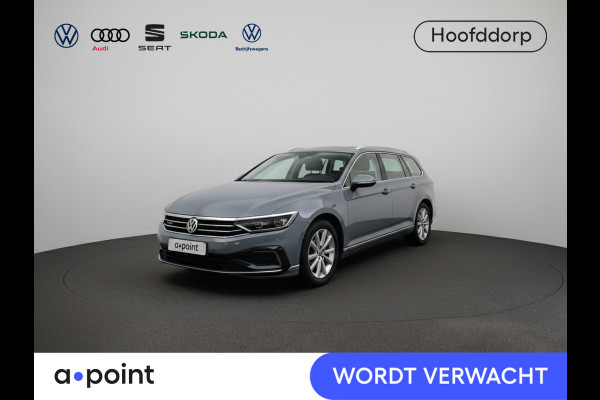 Volkswagen Passat 1.4 TSI PHEV GTE Business 218 pk Automaat (DSG) | Navigatie | Panoramadak | Parkeersensoren (Park assist) | Rondomzicht camera | Stoelverwarming v/a |