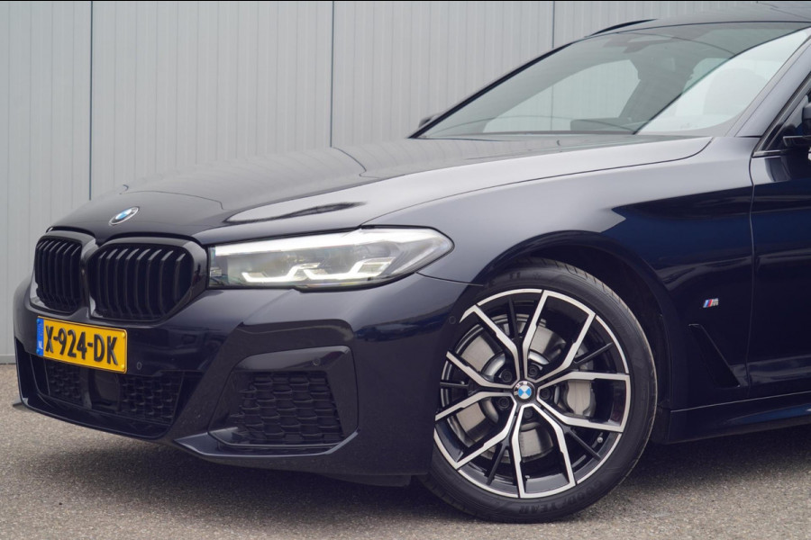 BMW 5 Serie Touring 530i Business Edition Plus / M-Sport / 34dkm NAP / Elek. Trekhaak / Pano / Harman Kardon / Nw.pr. € 94.000!