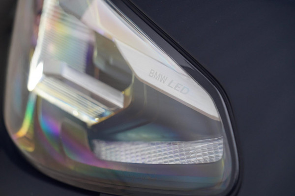 BMW 5 Serie Touring 530i Business Edition Plus / M-Sport / 34dkm NAP / Elek. Trekhaak / Pano / Harman Kardon / Nw.pr. € 94.000!