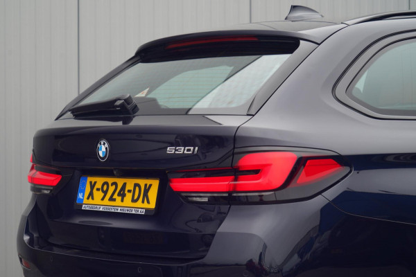 BMW 5 Serie Touring 530i Business Edition Plus / M-Sport / 34dkm NAP / Elek. Trekhaak / Pano / Harman Kardon / Nw.pr. € 94.000!