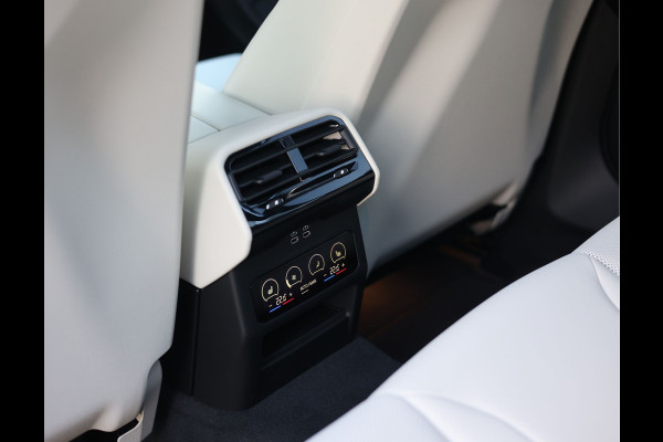 BMW 5 Serie Touring 550e xDrive | Carbonzwart - Bow&Wil - Trekhaak