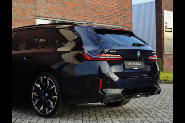 BMW 5 Serie Touring 550e xDrive | M Sport Pro - Pano - Trekhaak - HUD