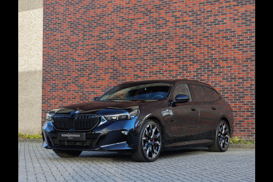 BMW 5 Serie Touring 550e xDrive | M Sport Pro - Pano - Trekhaak - HUD