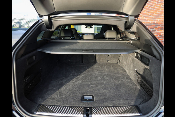 BMW 5 Serie Touring 550e xDrive | M Sport Pro - Pano - Trekhaak - HUD