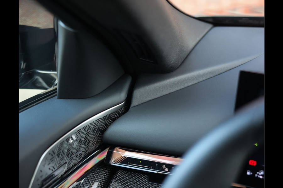 BMW 5 Serie Touring 550e xDrive | M Sport Pro - Pano - Trekhaak - HUD