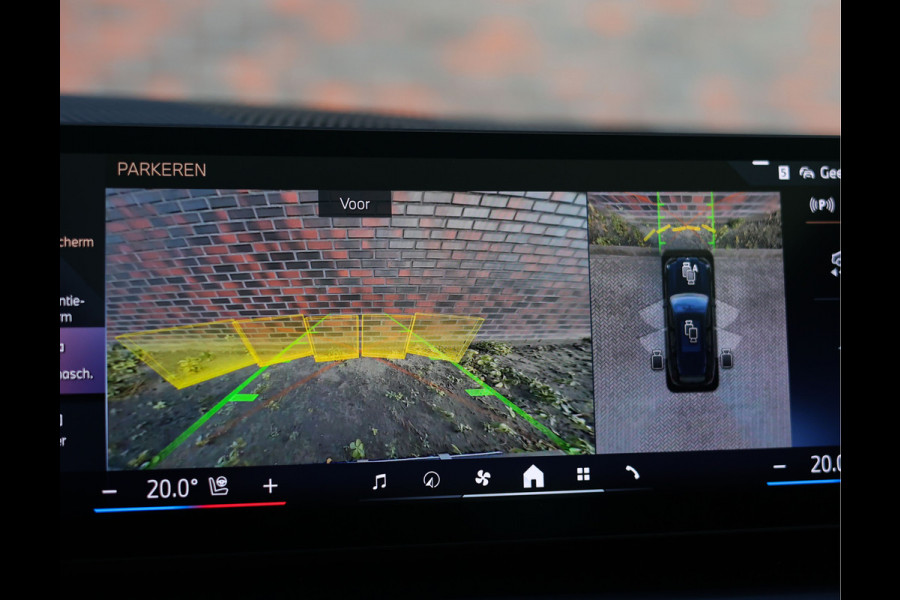 BMW 5 Serie Touring 550e xDrive | M Sport Pro - Pano - Trekhaak - HUD