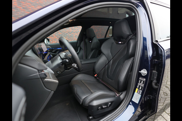 BMW 5 Serie Touring 550e xDrive | Pano - Trekhaak - B&W